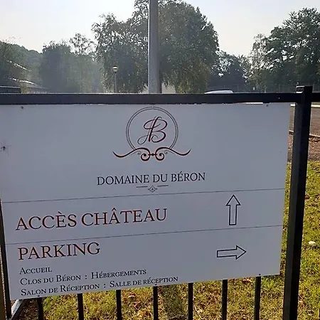 Otel Domaine Du Beron - Chateau Et