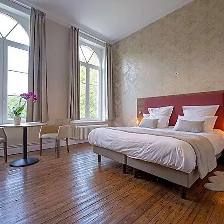 Otel Domaine Du Beron - Chateau Et