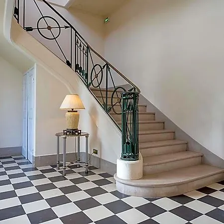 Hotel Domaine Du Beron - Chateau Et 4*